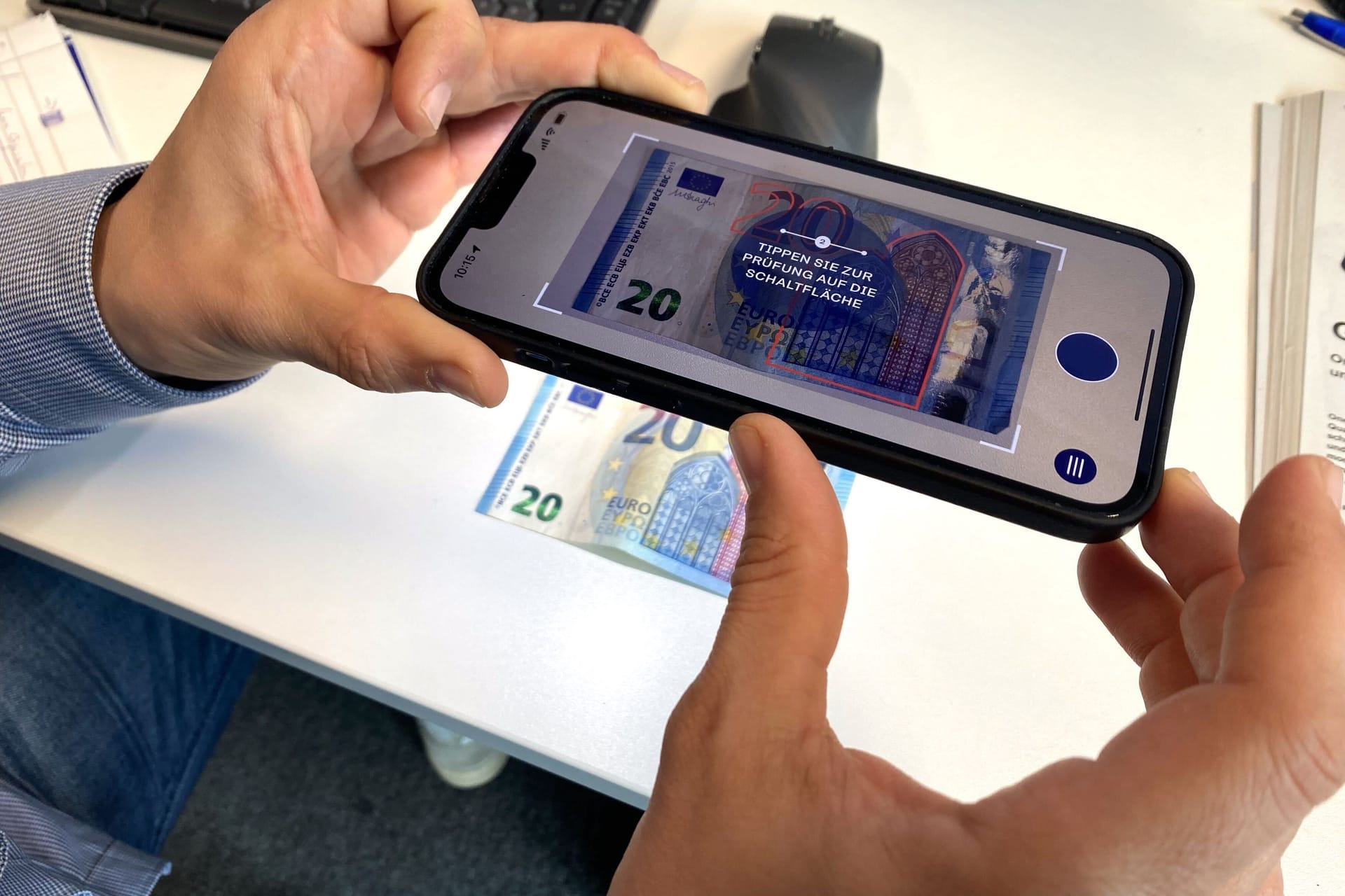 Die App ValiCash: Das Programm soll Falschgeld durch einen schnellen Scan erkennen können.