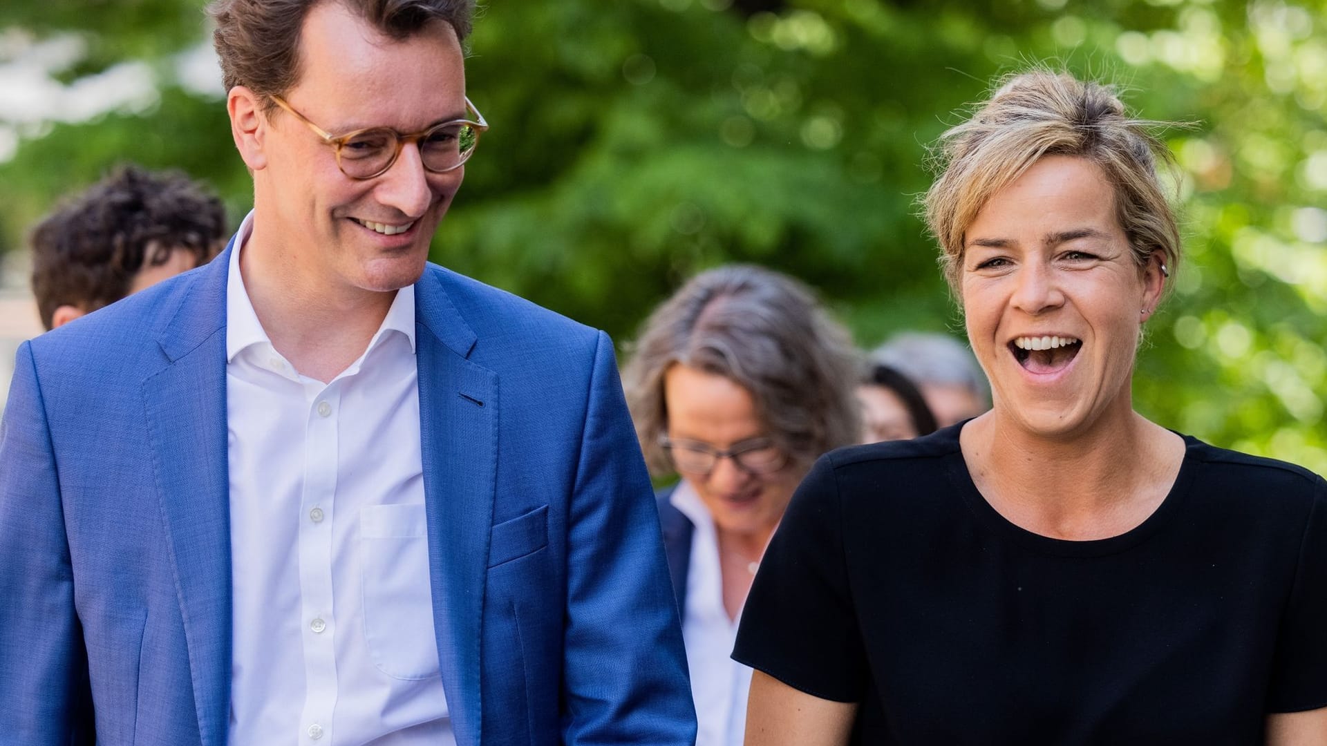 NRW-Sondierungsgespräche von CDU und Grünen NRW-Sondierungsgespräche von CDU und Grünen