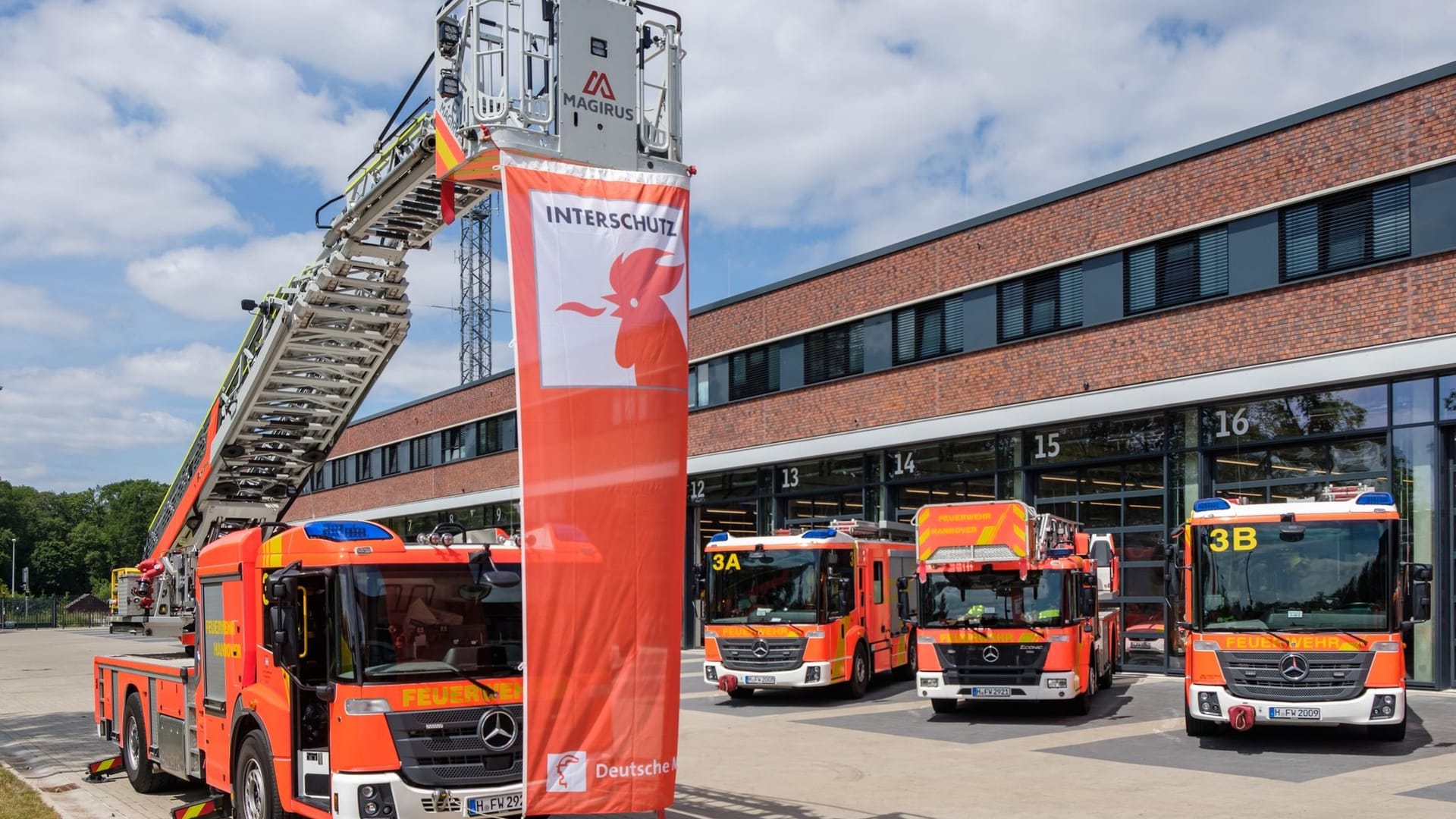 Feuerwehrmesse Interschutz beginnt in Hannover Feuerwehrmesse Interschutz beginnt in Hannover