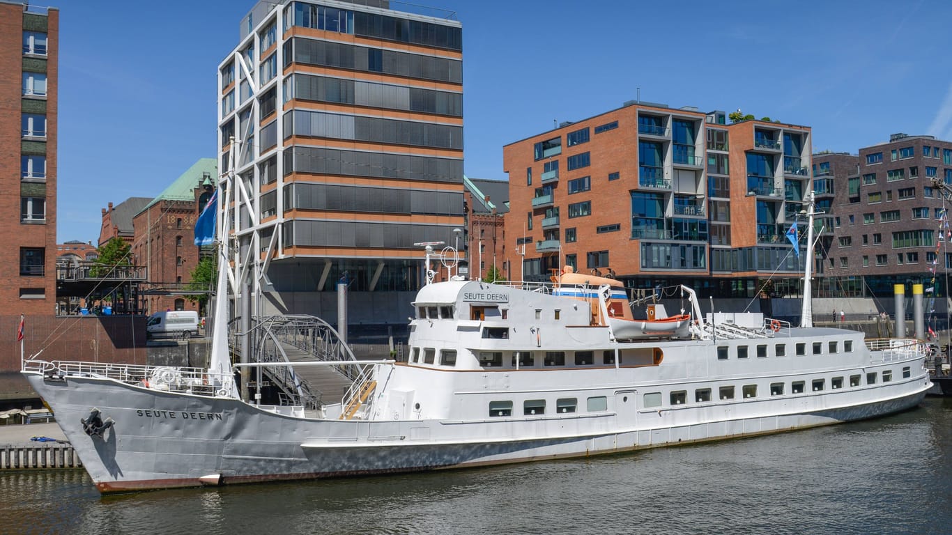 Das Traditionsschiff "Seute Deern": Sie liegt in der Hafencity.