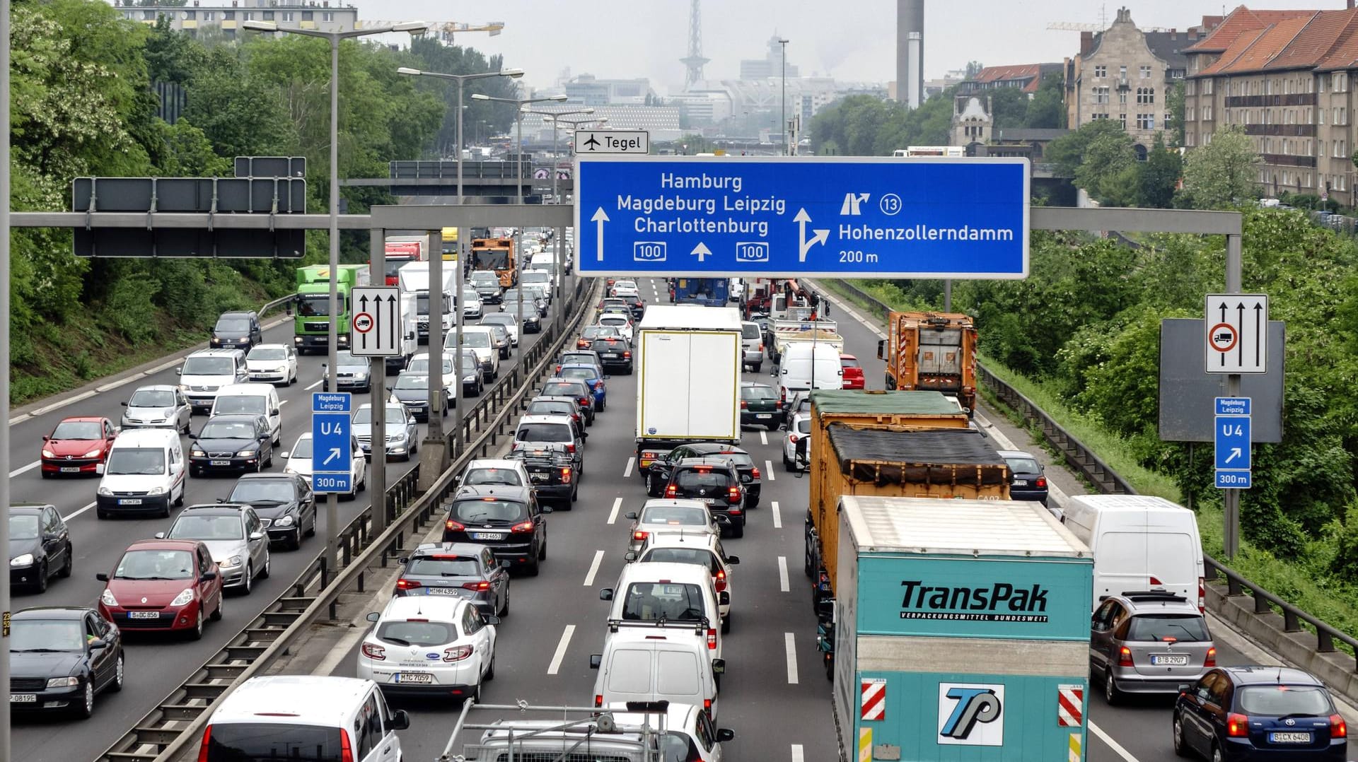 Die Straßen werden immer voller – Tendenz steigend.