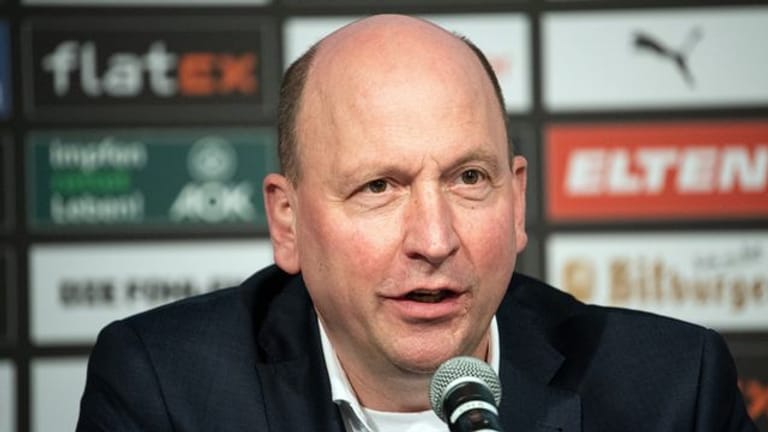Stephan Schippers, Geschäftsführer von Borussia Mönchengladbach, geht von einem Umbruch im Verein aus.
