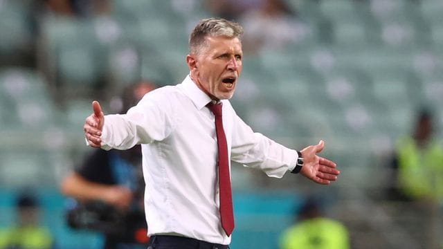 Jaroslav Silhavy bleibt weiterhin tschechischer Fußball- Nationaltrainer. Jaroslav Silhavy bleibt weiterhin tschechischer Fußball- Nationaltrainer.