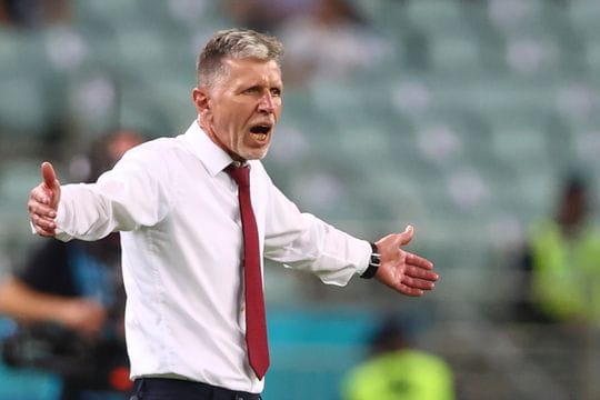 Jaroslav Silhavy bleibt weiterhin tschechischer Fußball- Nationaltrainer.