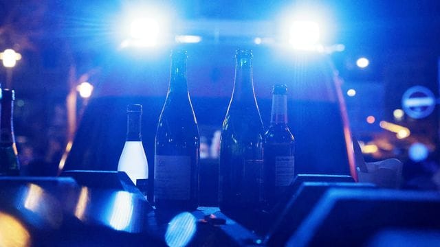 Das Statistische Bundesamt legt für das Jahr 2020 Zahlen zu stationären Krankenhausbehandlungen wegen akutem Alkoholmissbrauchs vor. Das Statistische Bundesamt legt für das Jahr 2020 Zahlen zu stationären Krankenhausbehandlungen wegen akutem Alkoholmissbrauchs vor.