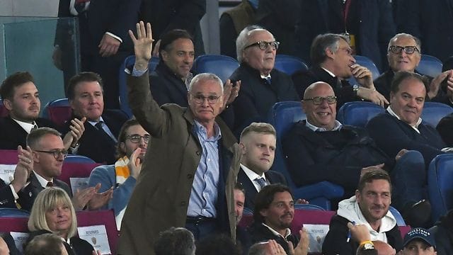 Trainer-Legende Claudio Ranieri bedankt sich bei den Fans.