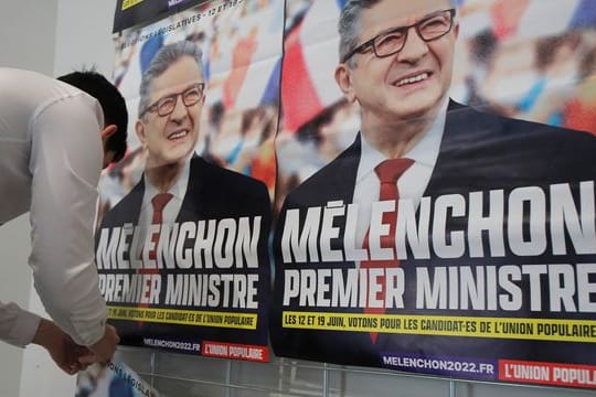 "Mélenchon Ministerpräsident": LFI-Chef Jean-Luc Mélenchon will mit einem linken Bündnis Frankreichs Präsident Emmanuel Macron bei der anstehen Parlamentswahl herausfordern.