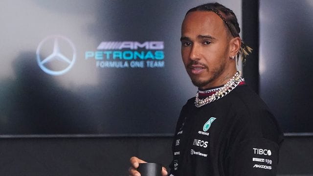 Mercedes-Pilot Lewis Hamilton zieht aus dem Spott der Konkurrenz Motivation.