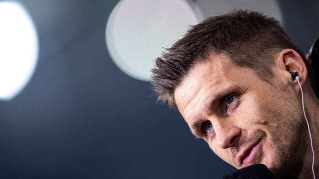 Sebastian Kehl im Interview mit dem Streaming-Dienstleister Dazn.