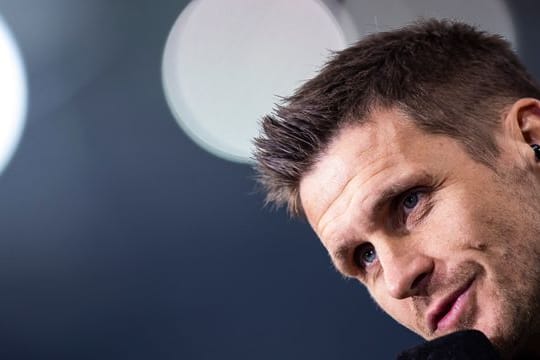 Sebastian Kehl im Interview mit dem Streaming-Dienstleister Dazn.