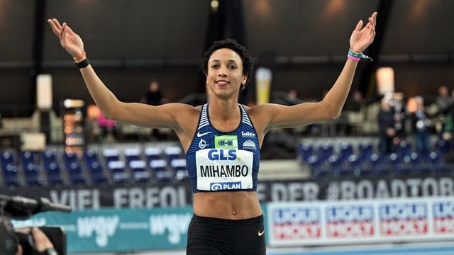 Die deutsche Leichtathletin Malaika Mihambo, hier während der Deutschen Hallen-Meisterschaft in Leipzig, startet beim Meeting in Pliezhausen gut in die Saison.