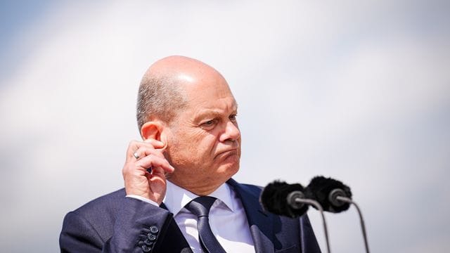 Bisher einmalig: Für Bundeskanzler Olaf Scholz (SPD) wurde noch kein Doppelgänger gefunden.