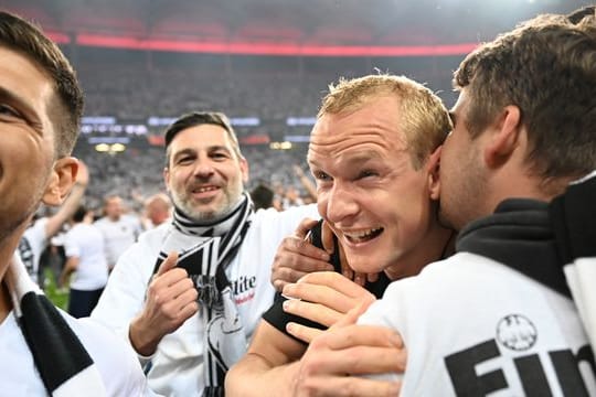 Frankfurts Sebastian Rode (2.