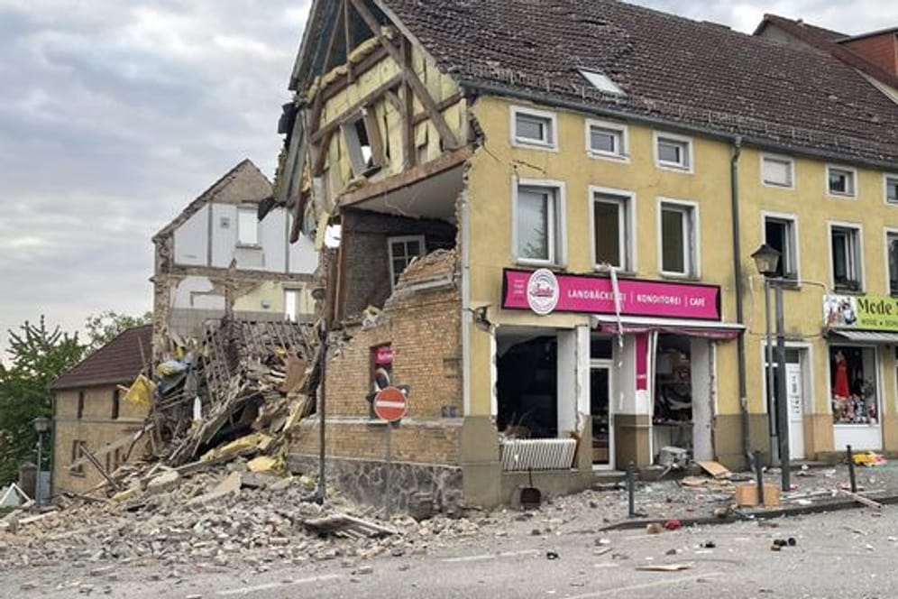 In einer Bäckerei in Lychen hat es eine heftige Explosion gegeben.