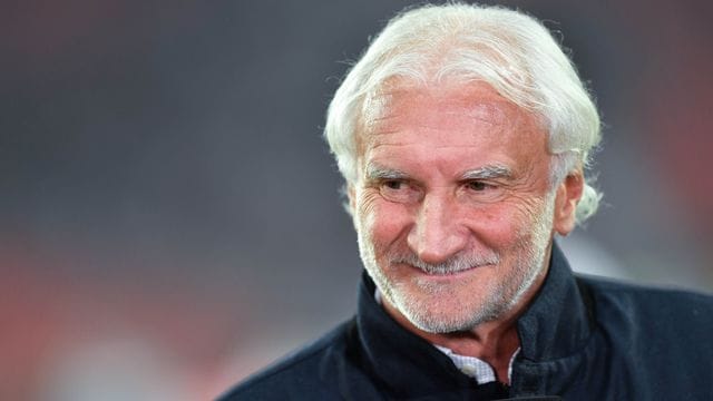 Rudi Völler hört nach der Saison als Leverkusens Geschäftsführer Sport auf.