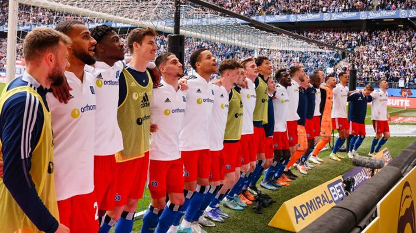 Der Hamburger SV kann am letzten Spieltag der Saison den Aufstieg in die erste Bundesliga schaffen.