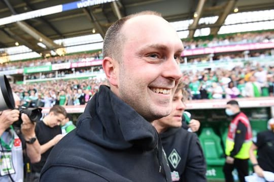 Werder-Trainer Ole Werner ist mit dem Bremer Team in die Bundesliga aufgestiegen.