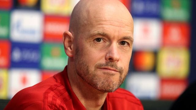 Hat beim Premier-League-Club Manchester United einen Vertrag bis zum 30. Hat beim Premier-League-Club Manchester United einen Vertrag bis zum 30.