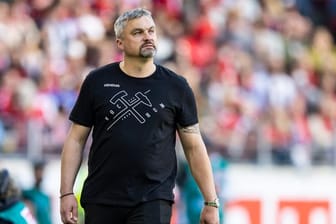 Der Name von Bochums Trainer Thomas Reis fällt derzeit häufiger im Zusammenhang mit dem VfL Wolfsburg.