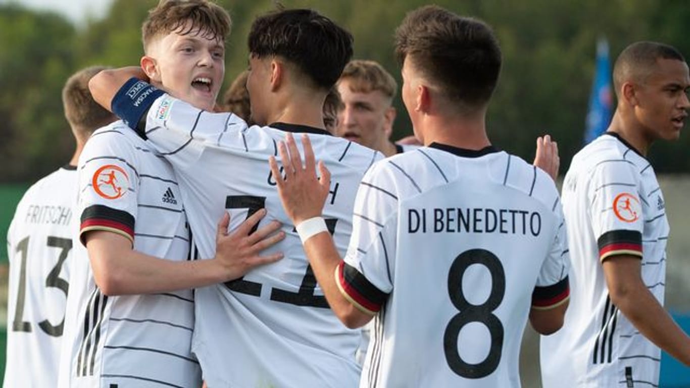 Deutschlands U17-Fußballer feierten bei der EM in Israel den zweiten Sieg.