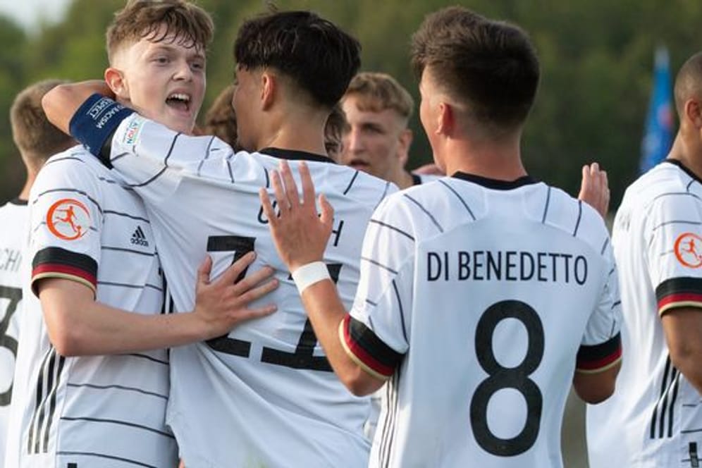 Deutschlands U17-Fußballer feierten bei der EM in Israel den zweiten Sieg.