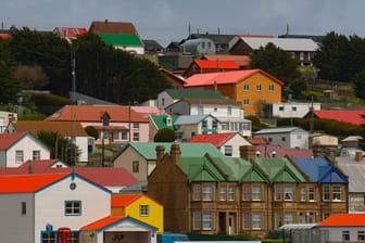 Die Hauptstadt des britischen Überseegebiets Falklands wird im Jubiläumsjahr der Queen zur City.