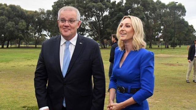 Australiens Premierminister Scott Morrison und die liberale Kandidatin für den Wahlkreis Swan, Kristy McSweeney, sind auf Stimmenfang.