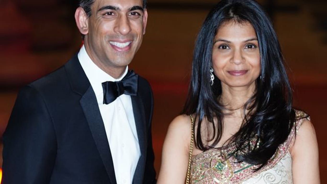 Sie gehören zu den Reichsten im Vereinigten Königreich: der Politiker Rishi Sunak und seine Frau Akshata Murthy.
