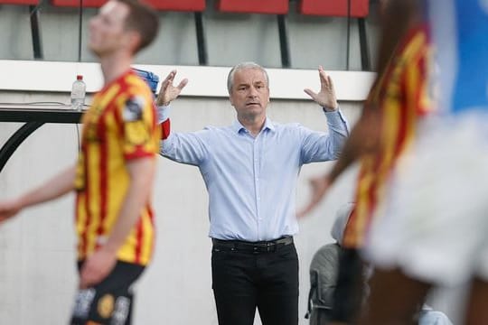 Ist nicht mehr Trainer von RC Genk: Bernd Storck.