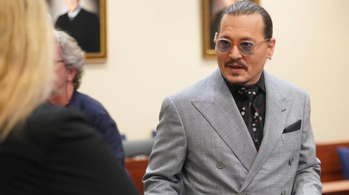 Johnny Depp: Der Hollywoodstar stritt sich mit seiner Ex-Frau Amber Heard vor Gericht.