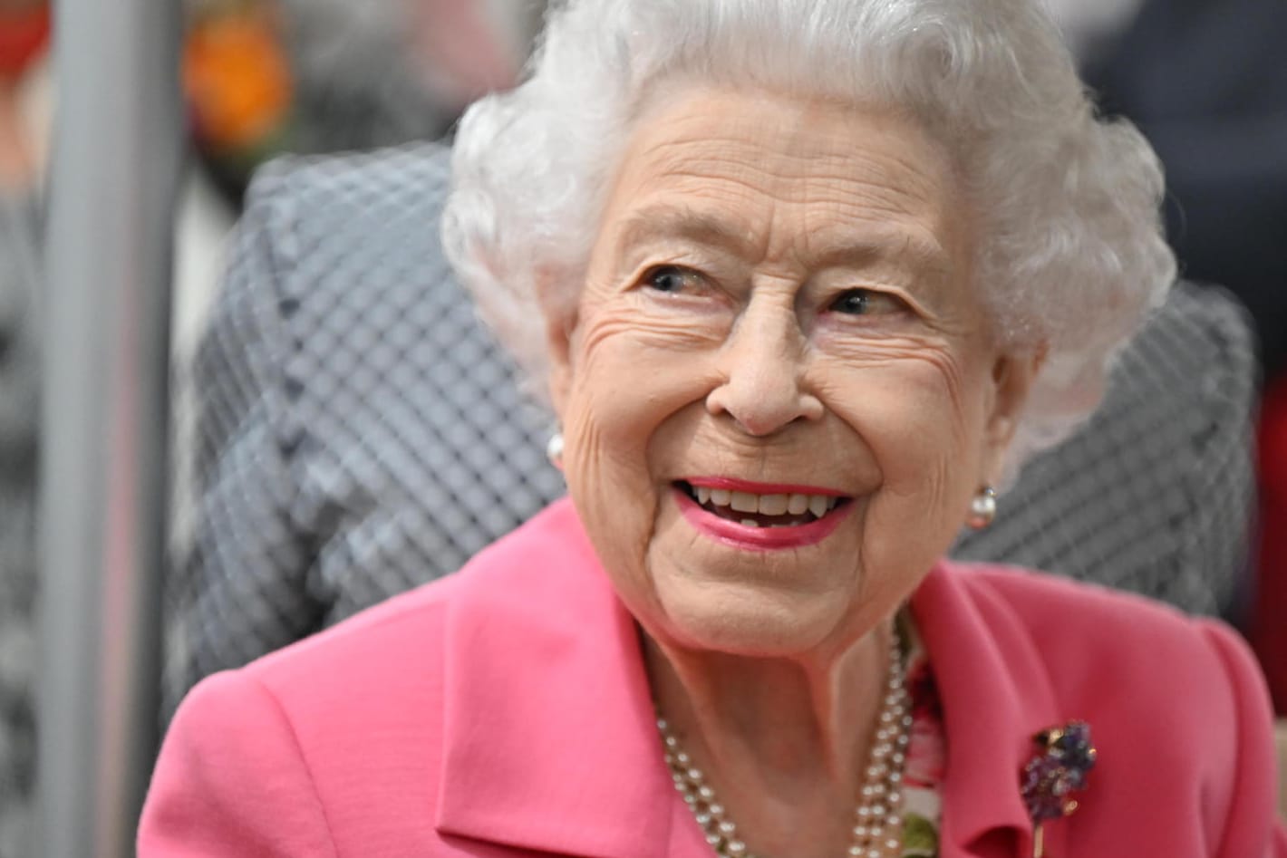 Queen Elizabeth II.: Ihr Flugzeug gelangte in ein Unwetter.