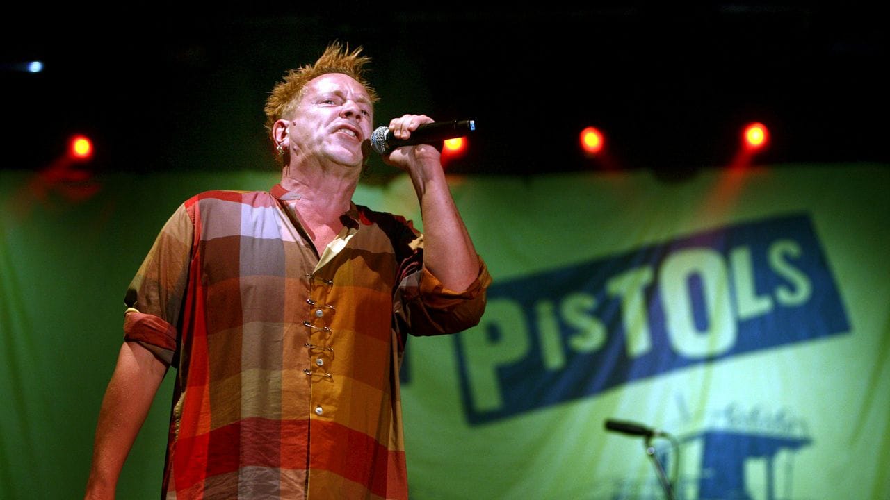 John Lydon alias Johnny Rotten, Leadsänger der Sex Pistols, bei einem Konzert 2008.