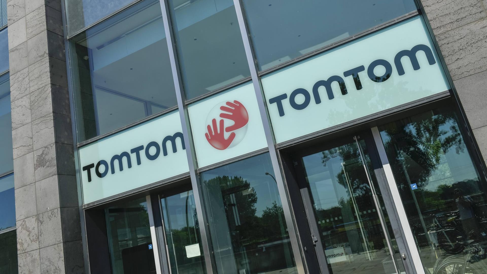 Die Niederlassung von Tomtom in Berlin: Das Unternehmen muss Mitarbeiter entlassen. Die Niederlassung von Tomtom in Berlin: Das Unternehmen muss Mitarbeiter entlassen.