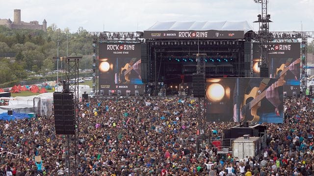 Viele Festivals und Partys: In den Sommermonaten besteht die Gefahr einer weiteren Verbreitung der Affenpocken.