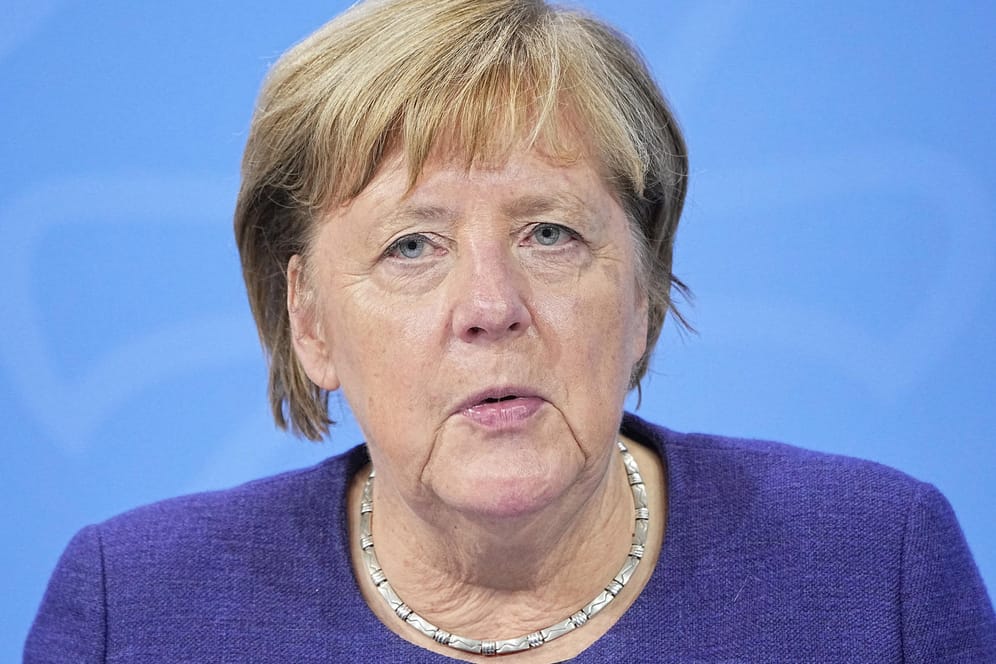 Angela Merkel: Die Altkanzlerin hat sich erstmals öffentlich zum Angriff Russlands auf die Ukraine geäußert.
