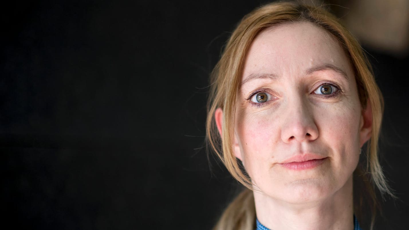 Sandra Ciesek schaut in die Kamera (Archivbild): Die Virologin geht davon aus, dass sich die beiden Untervarianten BA.4 und BA.5 weiter ausbreiten. Sandra Ciesek schaut in die Kamera (Archivbild): Die Virologin geht davon aus, dass sich die beiden Untervarianten BA.4 und BA.5 weiter ausbreiten.