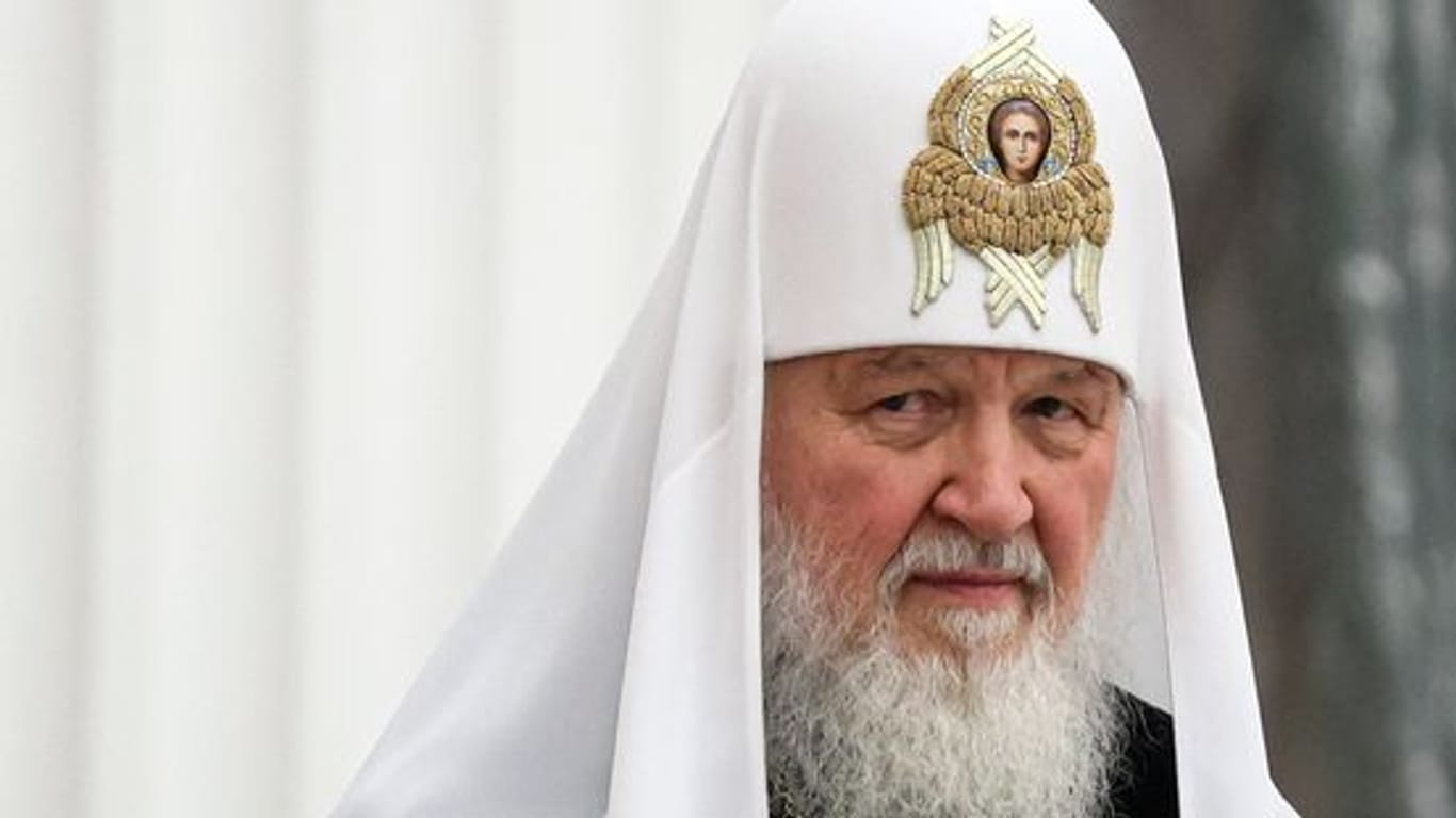 Kirchenführer Kirill pflegt engen Kontakt zu Russlands Präsident Wladimir Putin.