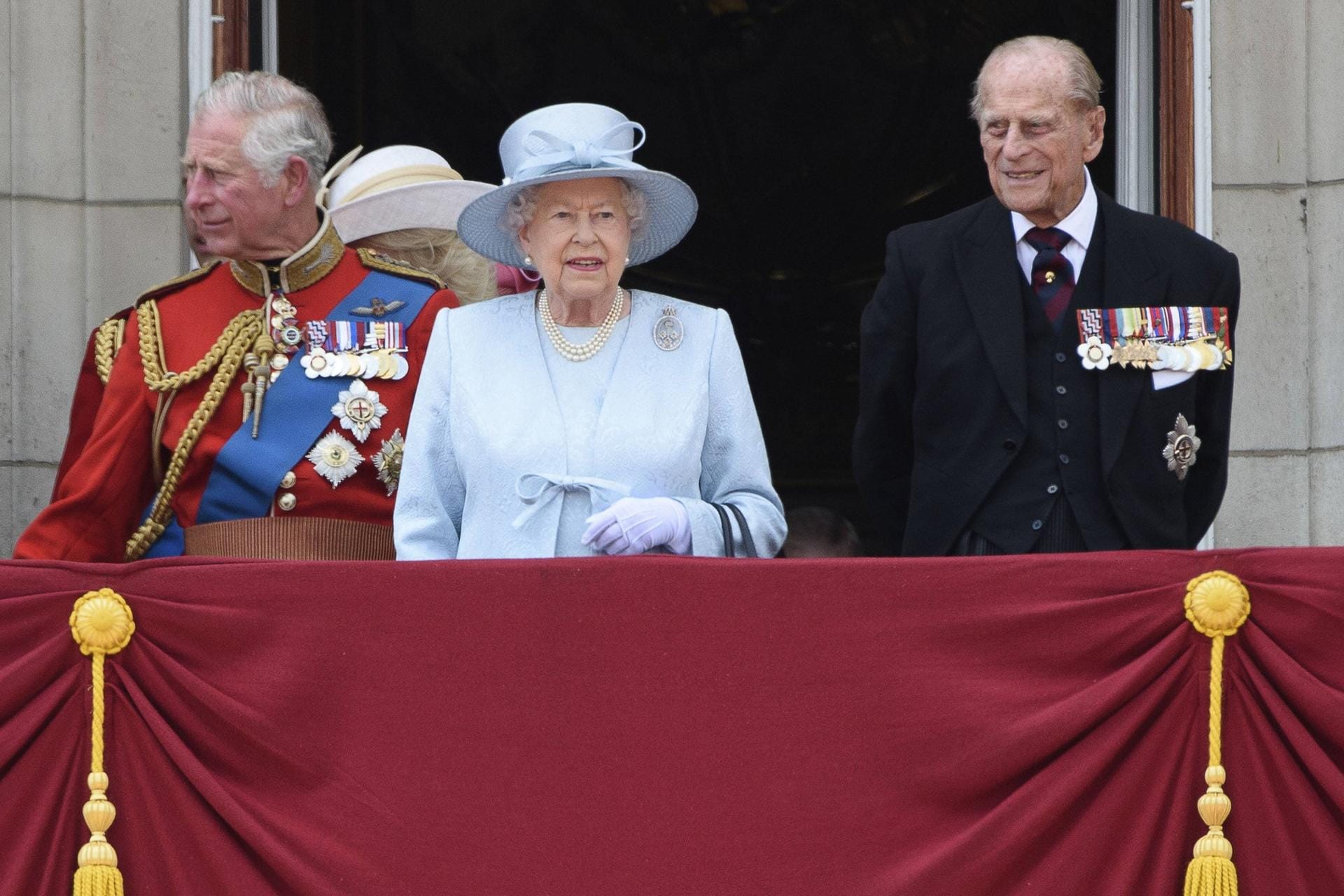 2017: Die Queen zusammen mit ihrem Mann Prinz Philip und ihrem Sohn Prinz Charles.