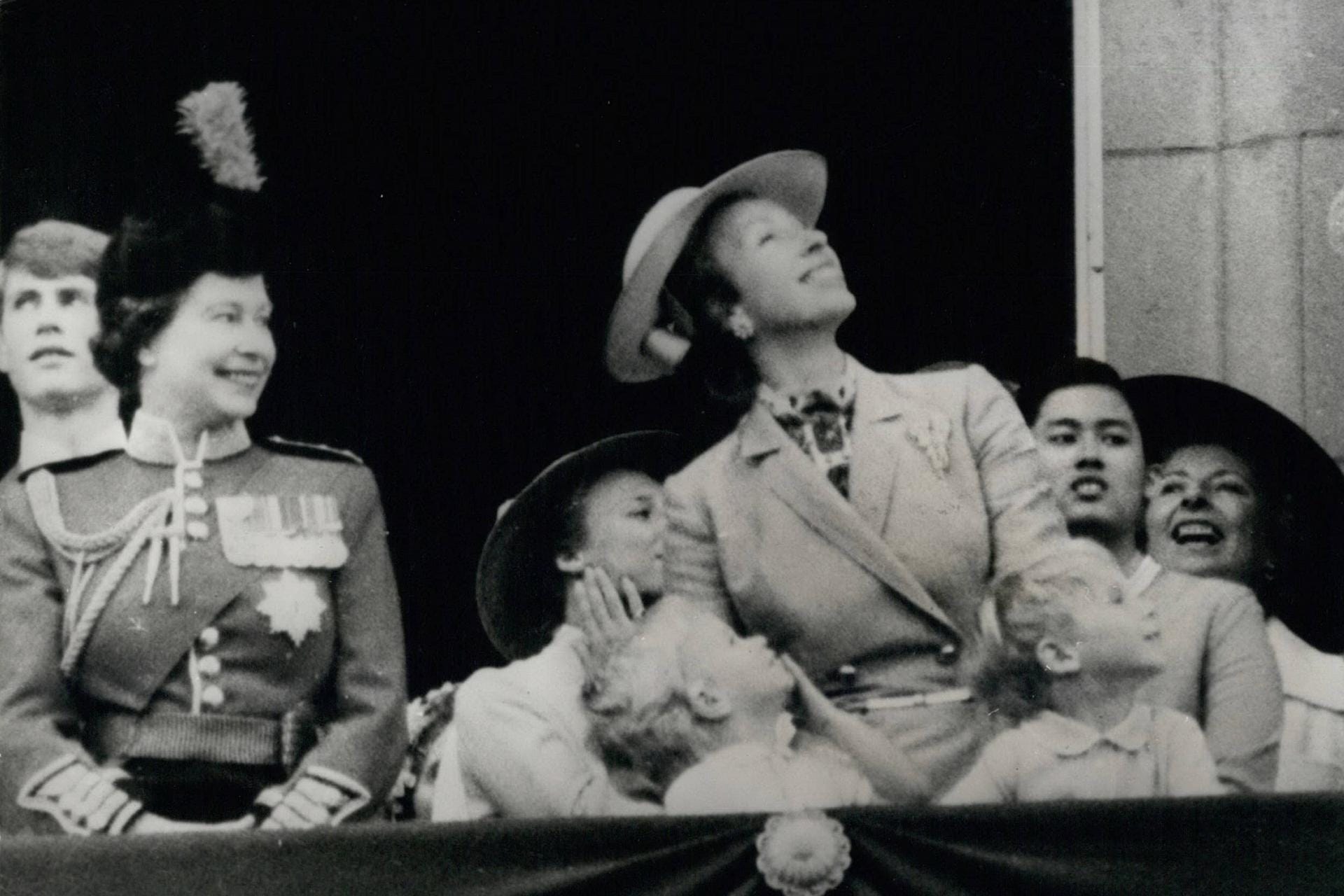 1980: Die Queen zusammen mit ihrer Familie.