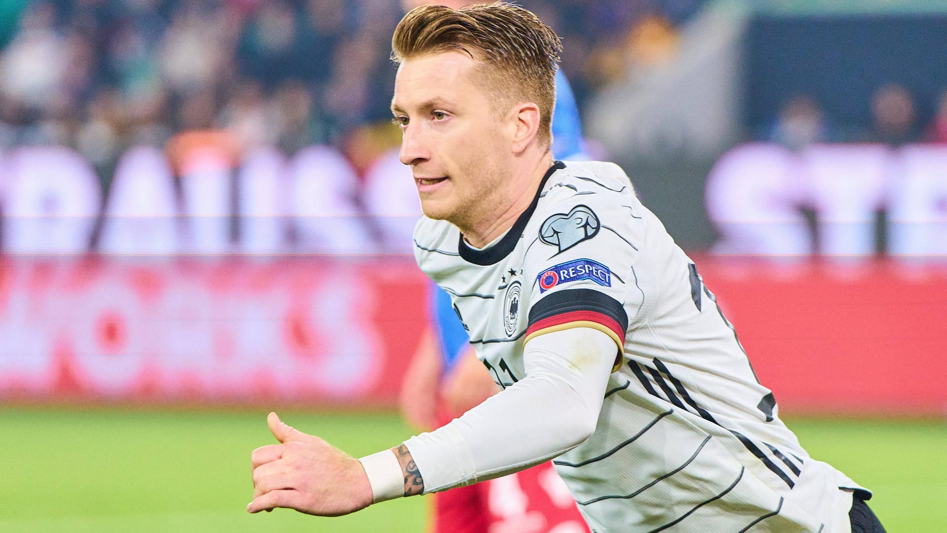 Marco Reus: Der BVB-Star wird am Samstag gegen Italien voraussichtlich nicht mitwirken können. Marco Reus: Der BVB-Star wird am Samstag gegen Italien voraussichtlich nicht mitwirken können.