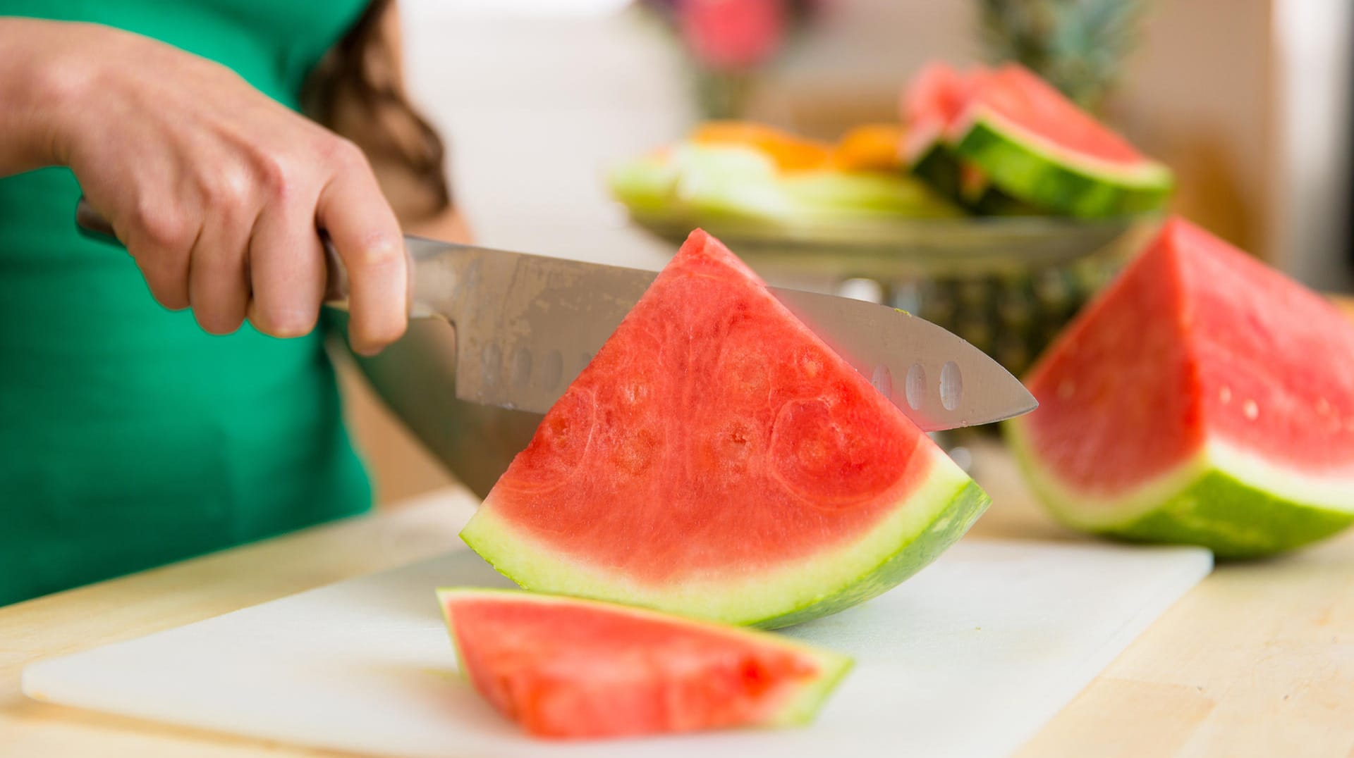 Wassermelone: Viele schneiden sie in Dreiecke – doch es geht auch einfacher.