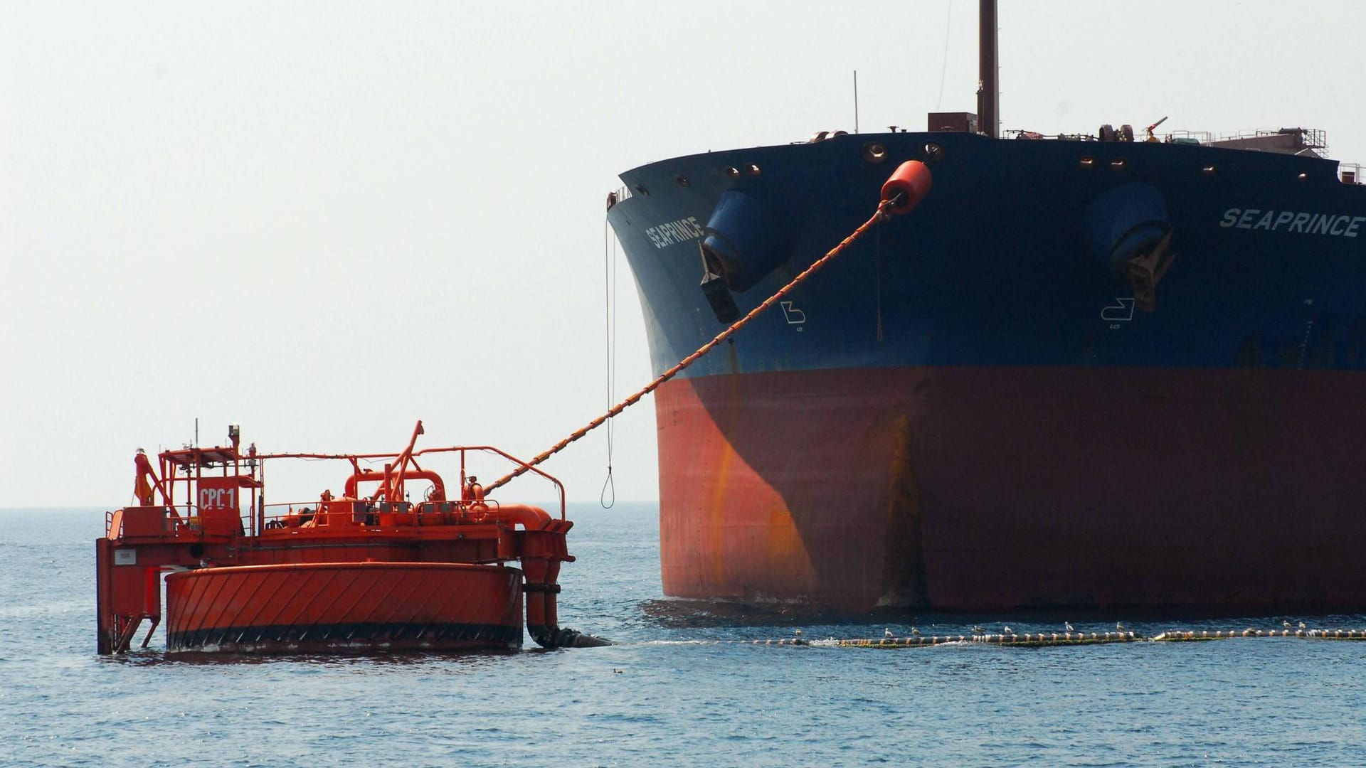 Russischer Öltanker (Symbolbild): Lieferungen per Schiff soll es nun nicht mehr geben.