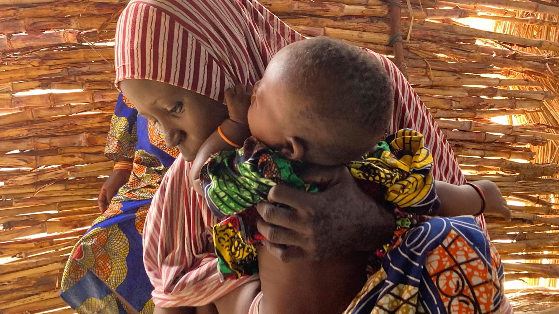 Mutter mit Baby in Nigeria (Symbolbild): Die Zahl der hungernden Menschen ist in den vergangenen zwei Jahren um 40 Prozent gestiegen.