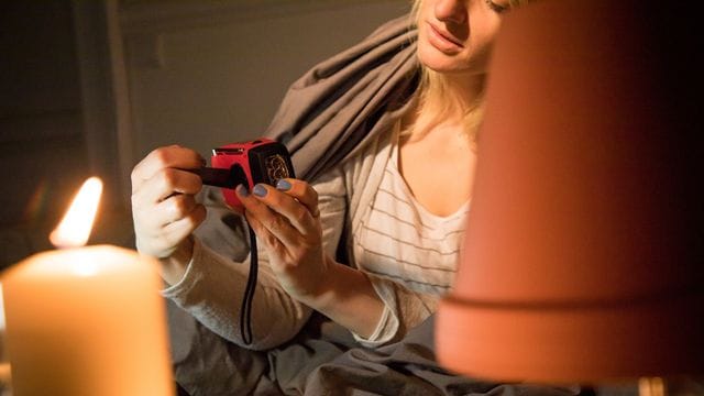 Im Notfall besser kurbeln: Fallen Strom und Mobilfunknetz aus, können Nachrichten mit Hilfe eines Kurbelradios verfolgt werden. Im Notfall besser kurbeln: Fallen Strom und Mobilfunknetz aus, können Nachrichten mit Hilfe eines Kurbelradios verfolgt werden.