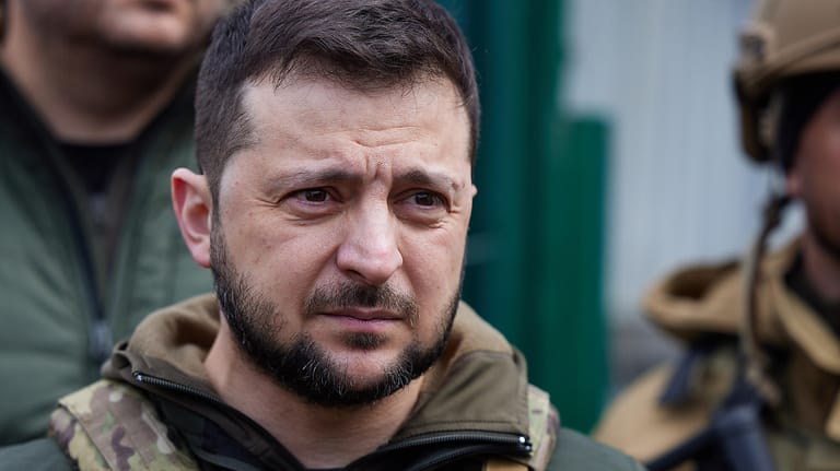 Wolodymyr Selenskyj: Es gebe drei Dinge, für die seine Landsleute kämpften: Frieden, Sieg, Ukraine.