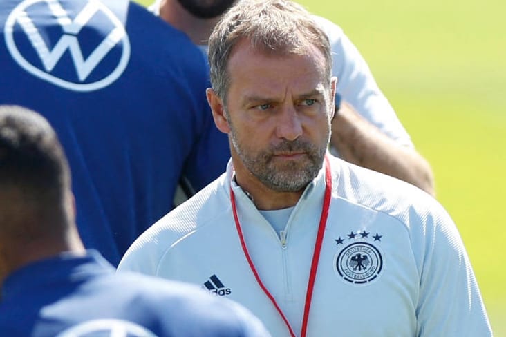 Hansi Flick beim Training der Nationalelf: Der Bundestrainer sollte in der Nations League gut aufpassen.