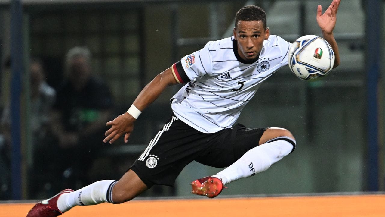 Deutschlands Thilo Kehrer in Aktion. Deutschlands Thilo Kehrer in Aktion.