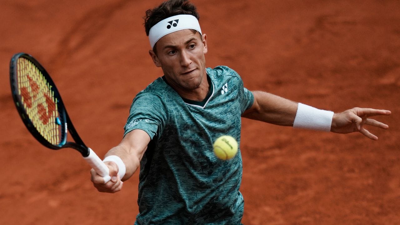 Casper Ruud war in seinem ersten Grand-Slam-Finale chancenlos gegen Rafael Nadal. Casper Ruud war in seinem ersten Grand-Slam-Finale chancenlos gegen Rafael Nadal.