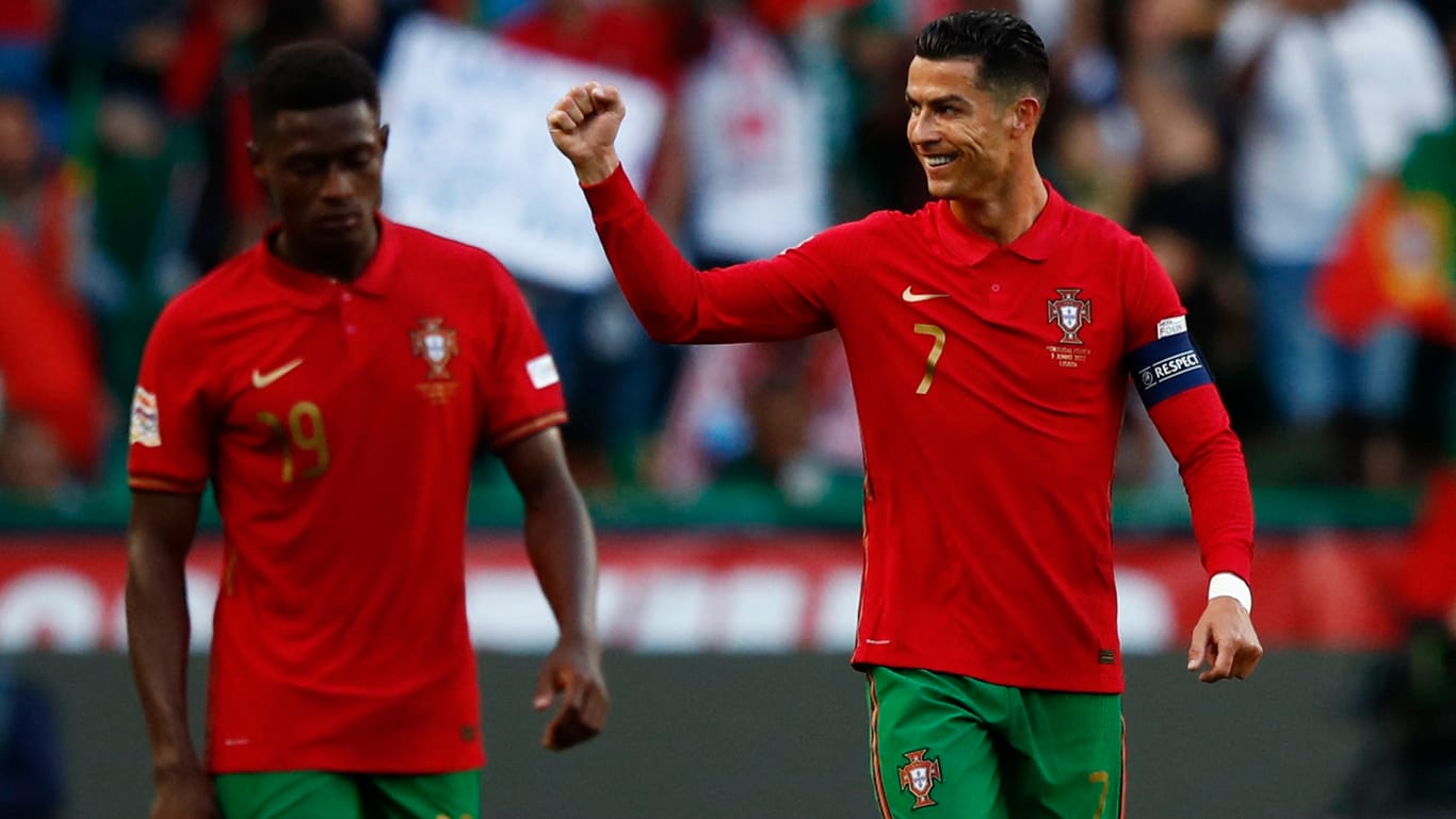 Cristiano Ronaldo (r.): Der Superstar konnte gleich doppelt für Portugal jubeln.