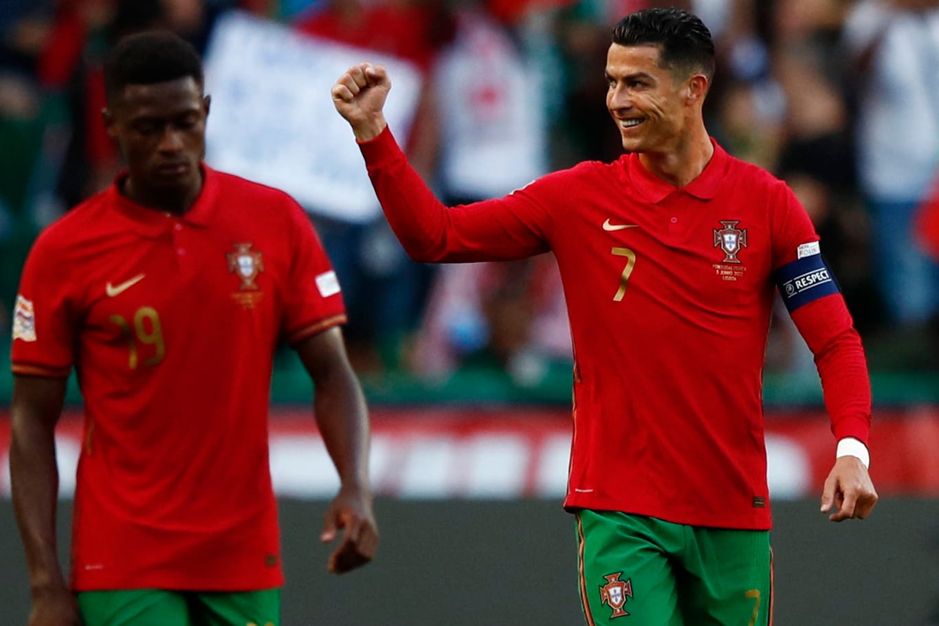 Cristiano Ronaldo (r.): Der Superstar konnte gleich doppelt für Portugal jubeln.